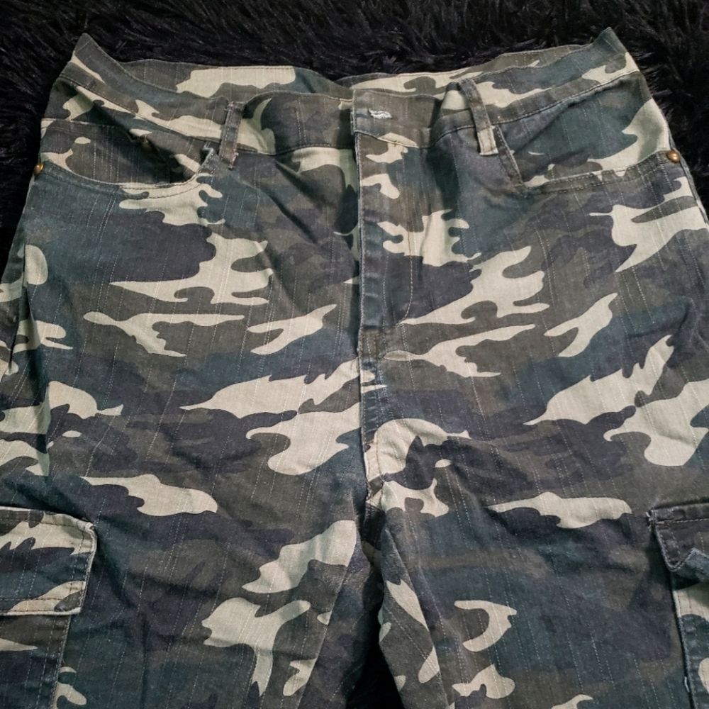 Camo Cargo Skinny Jean